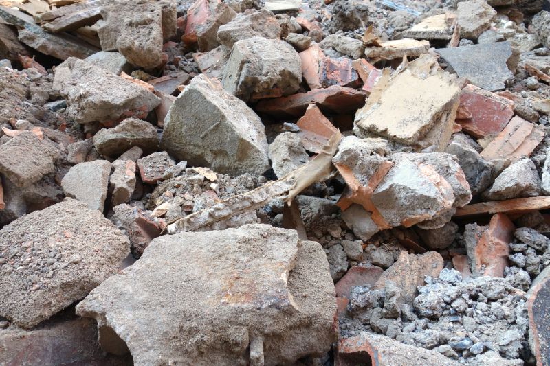 Construction Debris Removal in Sacramento, CA